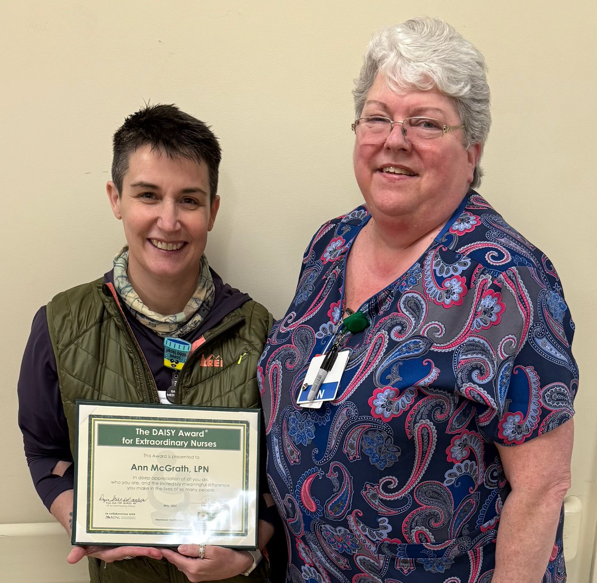 Congrats to our DAISY Awardee, Ann McGrath, LPN, from Heywood Hospital's Emergency Department! Nominated for her compassionate care, Ann truly embodies the DAISY Award values. You make a difference every day, Ann! #DAISYAward #HeywoodHospital #EveryoneEveryday