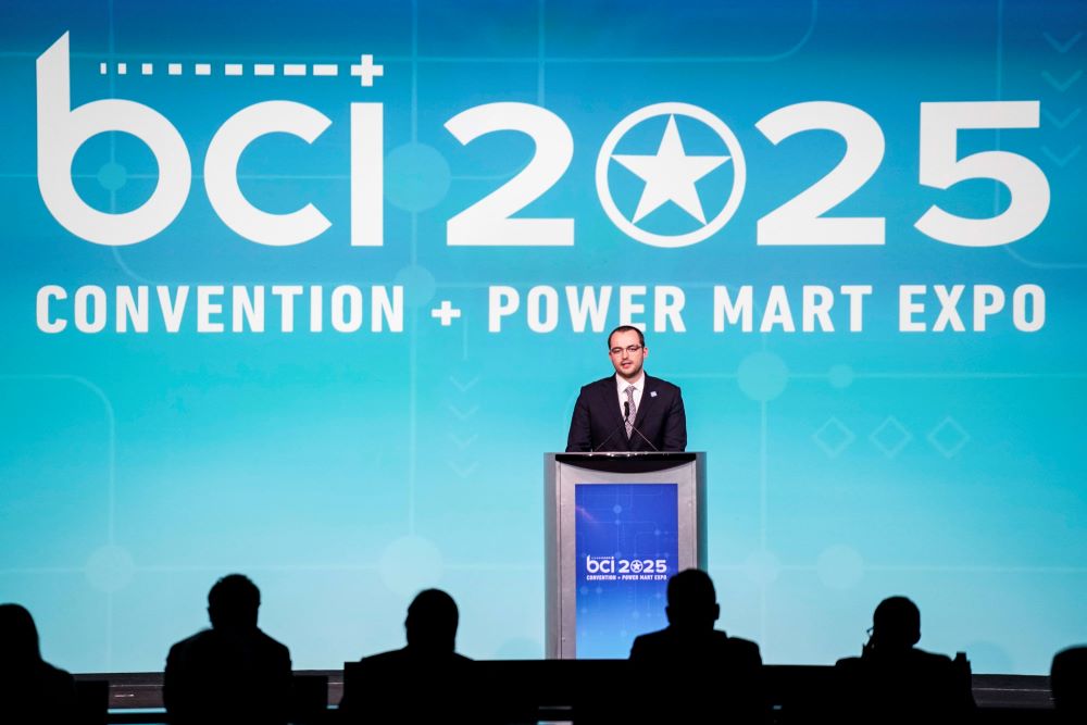 Just heard <a href="/CRUGROUP/">CRU Group</a>'s James Griffiths deliver an analysis on lead's position in today's battery market at #BCI2025!

📊 Griffiths highlighted lead's remarkable price stability compared to other battery metals, crediting the industry's established closed-loop recycling system.