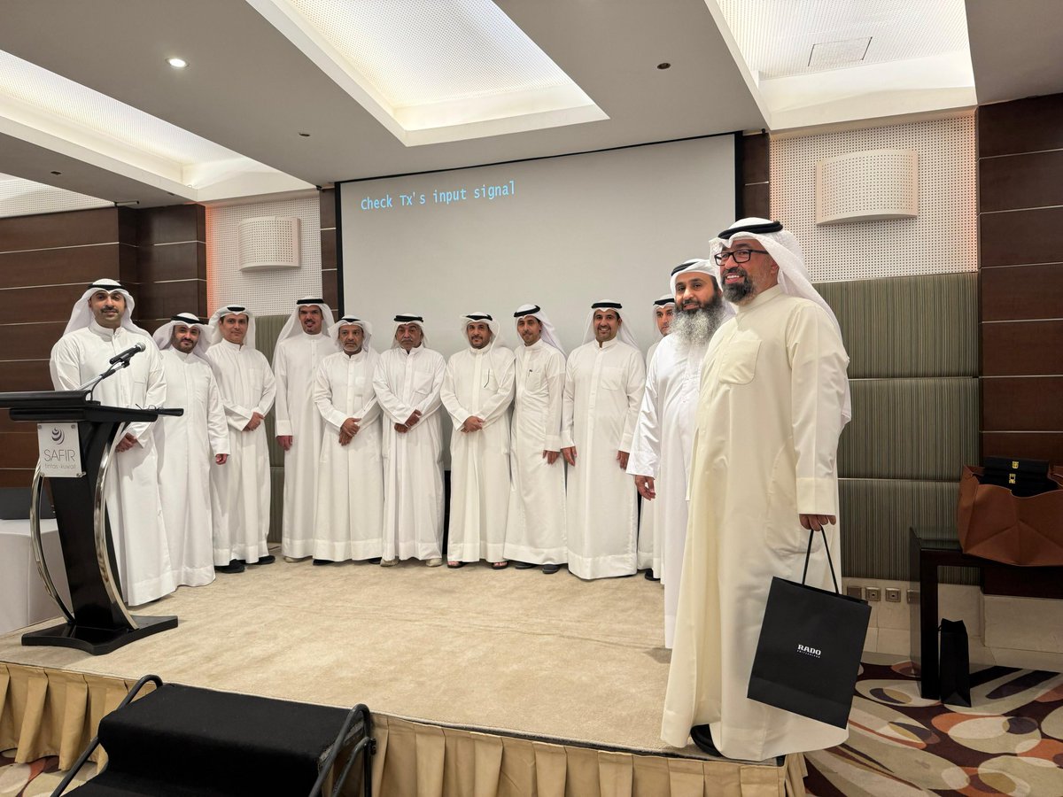 ابو حجرف tweet media