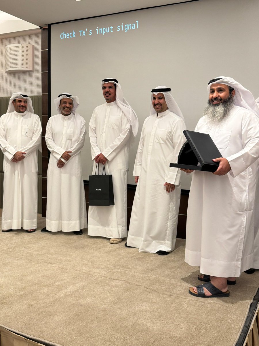 ابو حجرف tweet media