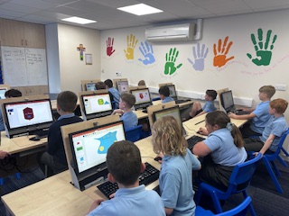 Year 5 have been creating vector drawings by combining different shapes. We've even redesigned the Our Lady's badge! #OurLadysComputing