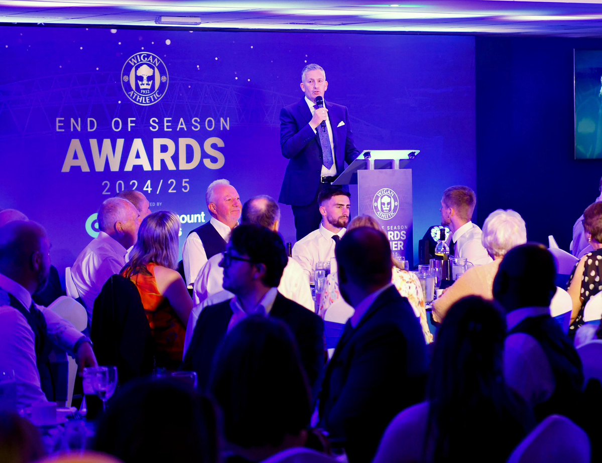 Pete Emmett (@emmo99) on Twitter photo Thanks to <a href="/LaticsOfficial/">Wigan Athletic</a> for the invitation to host their end of season awards.
A very enjoyable evening and the players and staff were a joy to work with. 😊
#wigan
#wiganathletic
#awards Thanks to <a href="/LaticsOfficial/">Wigan Athletic</a> for the invitation to host their end of season awards.
A very enjoyable evening and the players and staff were a joy to work with. 😊
#wigan
#wiganathletic
#awards