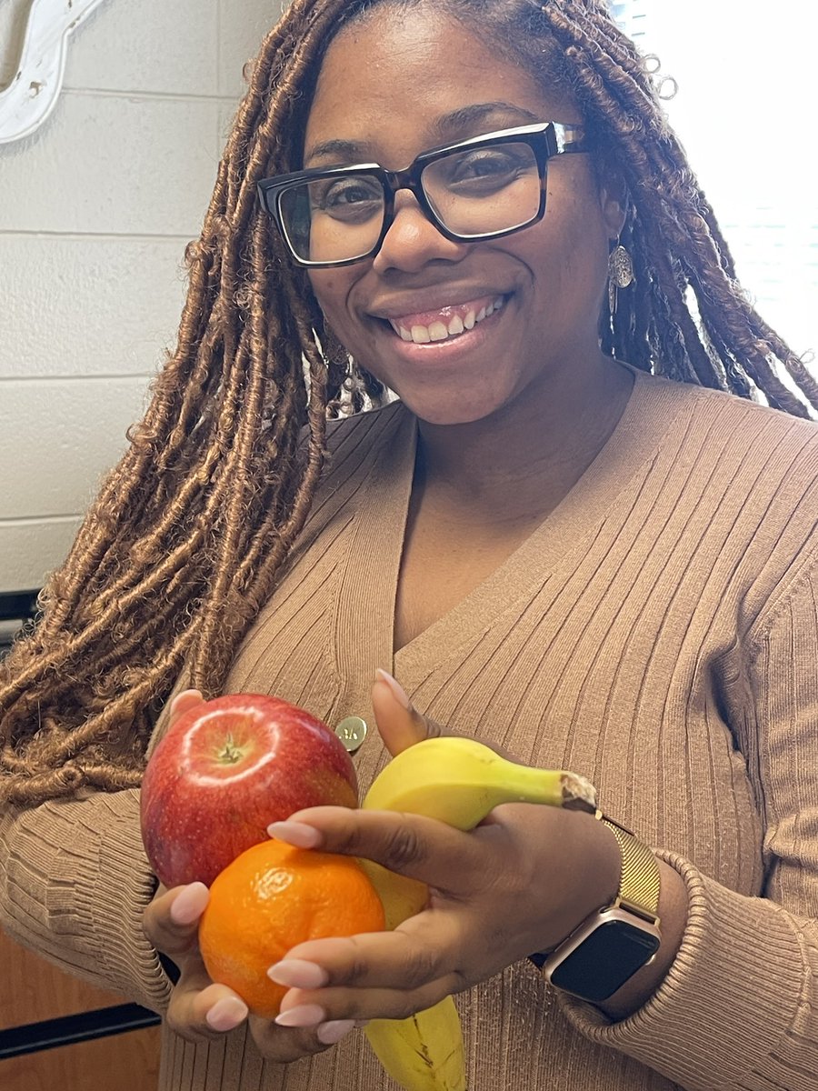Day 2 of #MNPSWellnessWeek2025 is in the books. “Try It Tuesdays” is when swap a non healthy food choice for a healthier option. This was a fun day! <a href="/MNPS_kidshealth/">MNPS Healthy Schools</a>
