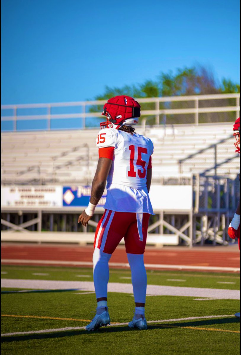 Jaheim Johnson (Jah) 6’6 250 tweet media