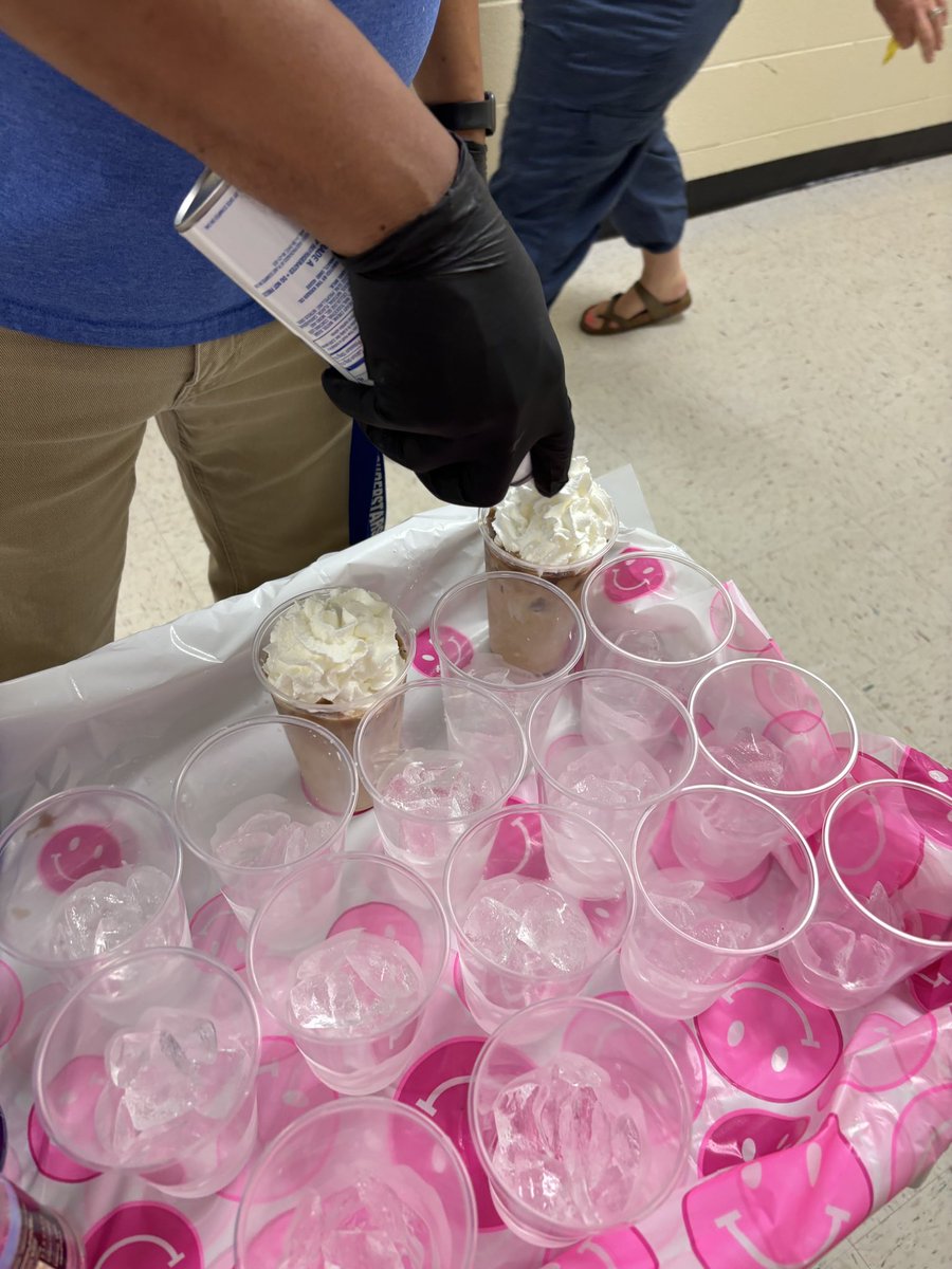 HeardMixon's tweet image. When you have the BEST Principal, he delivers AND prepares iced coffee to all the staff for Teacher Appreciation Week. #hmesgoodtogreat #ncssbethebest