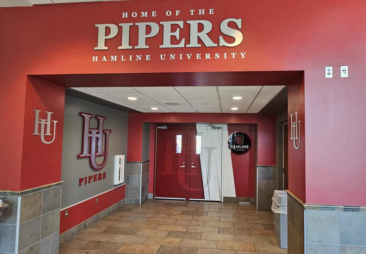 New branding just got installed today for @hu_athletics

All custom designed created and installed by our awesome KJ branding team.

This is just phase 1, there is more cool stuff coming soon!

#designcreateinstall #hamline