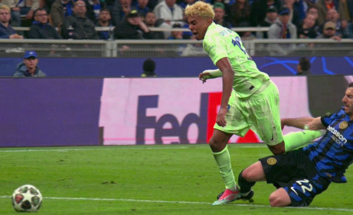 Penalty/No Penalty? #ChampionsLeague #BarcaInter