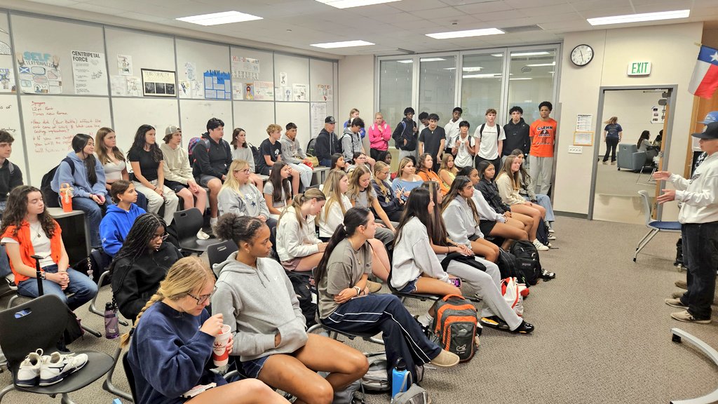 LAST FCA of the year today! Great job by Seniors Ally Johnson &amp; Marissa Hernandez for sharing! Beyond proud of this group &amp; these leaders. Our numbers grew tremendously! Average 10 to 15 last year, to a solid 60+ this year for each FCA! God is GOOD! #FCA #AudienceofONE