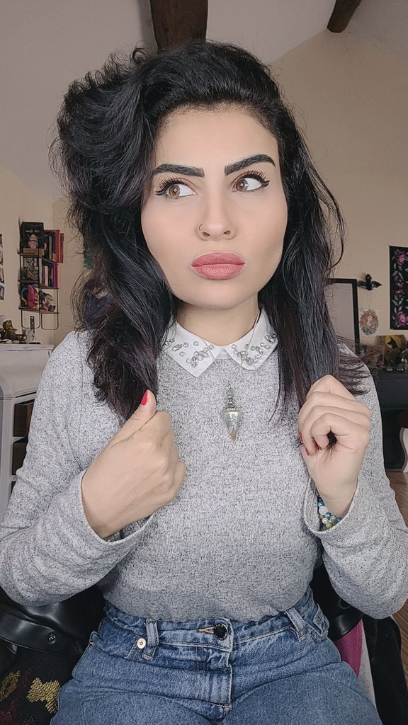 MooniaDg's tweet image. 🌙🕯🦋🕯🌙
.
#selﬁe #photo #geekette #geek #photography  #photo #model #mode #modele #modèle