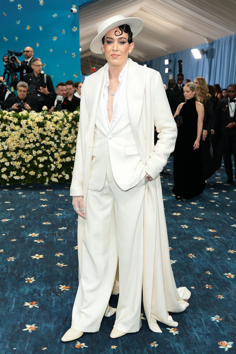 Still not over Stewie at the Met Gala 🤩