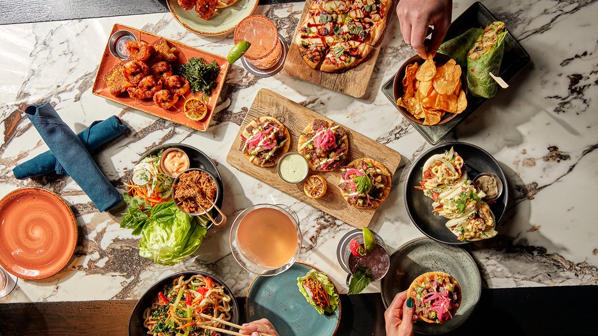 How one eatertainment concept is elevating its food game. Menu Talk: Pat Cobe and Bret Thorn chat about the upcoming National Restaurant Show, unicorn drinks and barbecue flavors, then share an interview with Mark Boyton, VP of Global Food &amp; Beverage... ow.ly/zW4F10686Rg