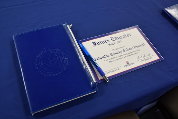 The Columbia County School District (CCSD) hosted Georgia's first <a href="/TeachinthePeach/">Teach in the Peach State</a> 🍑 Georgia Educator Signing Day, where students from all five CCSD high schools showcased their commitment to becoming educators. 🎓 

#FutureEducators #EducatorSigningDay #TeachInThePeach