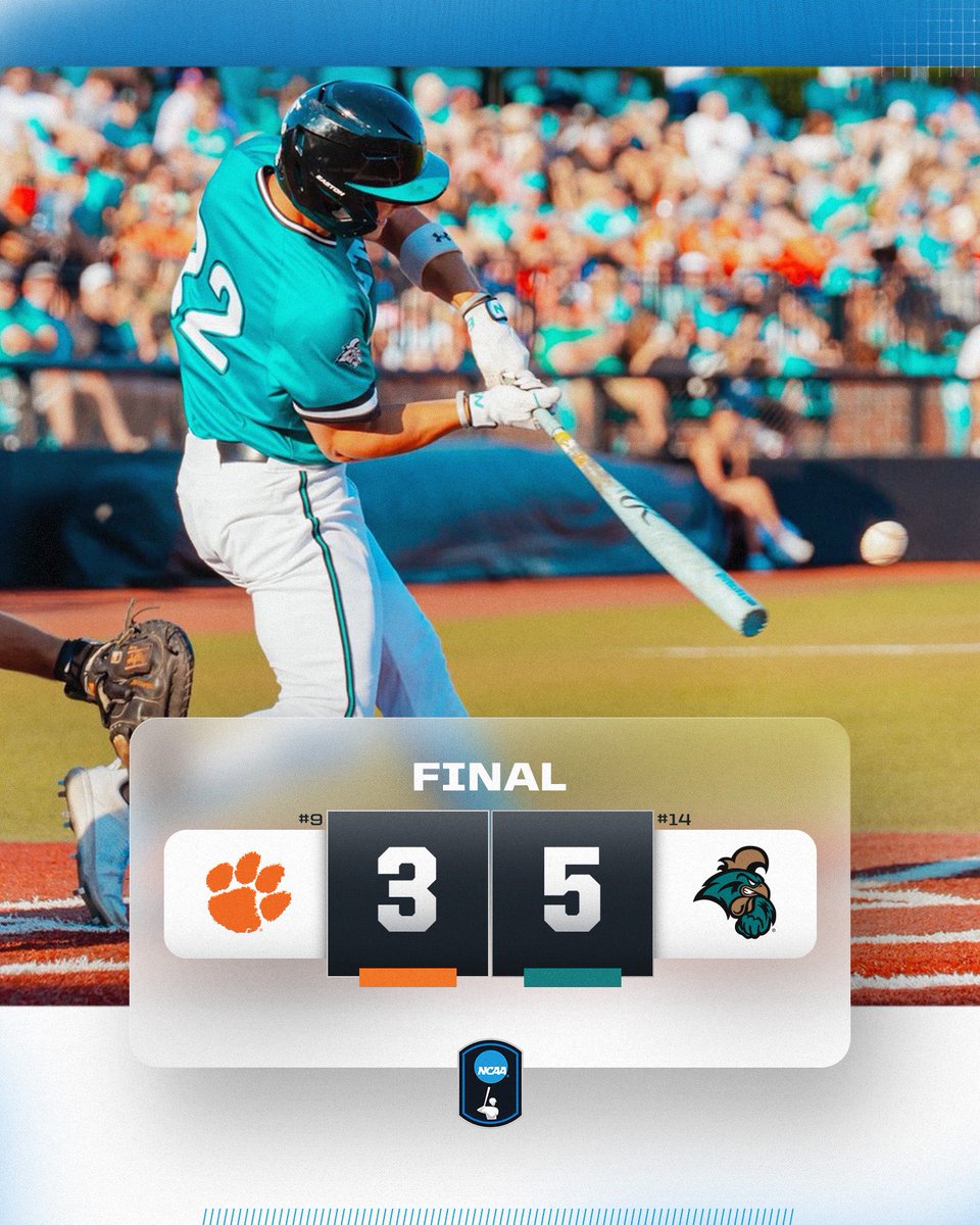 COASTAL VICTORY 

<a href="/CoastalBaseball/">Coastal Carolina Baseball</a> takes down No. 9 Clemson! 

#NCAABaseball