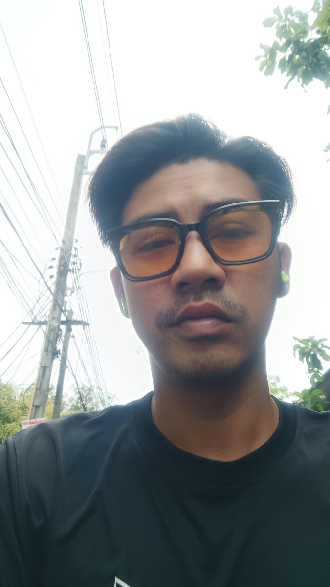 หยุด...อยู่บ้านเฉยๆ เหงาเนอะ
มีเน็ดก็ดีสิ   #นนทบุรี  #ชายเดี่ยวช่วยคู่