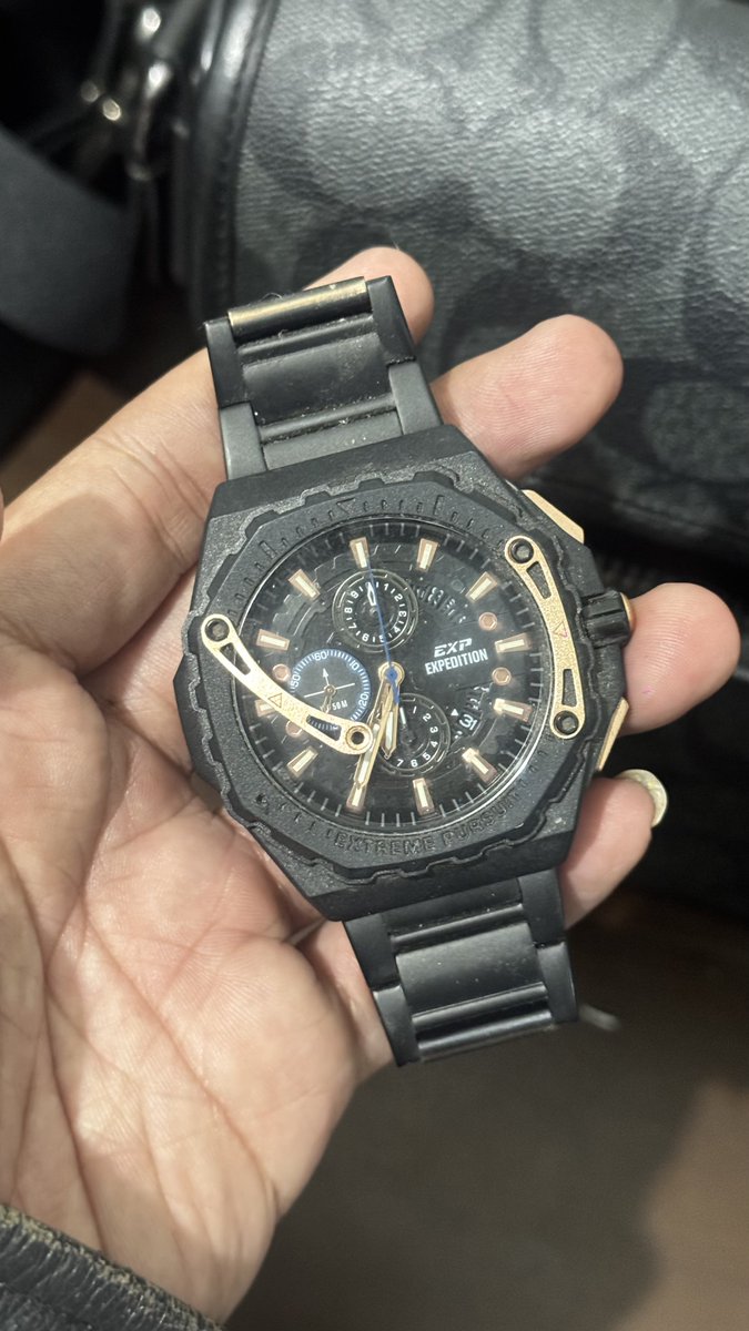 Lur, adakah info yg bisa benerin baut asesoris jam yg lepas gini ndak? Soale aku bawa ke toko jam di Matos dan MOG ndak bisa. Matur nuwun 🙏

Cc: <a href="/infomalang/">Info Malang</a> <a href="/yusufgunawan/">Yusuf Gunawan</a>