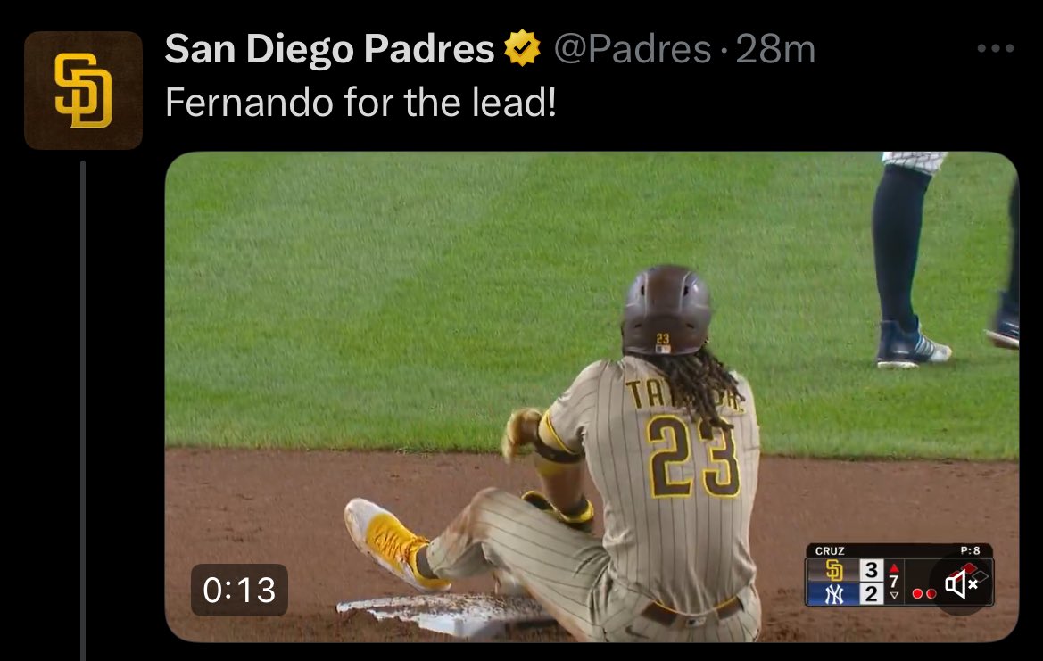 Baseball Images that Precede Unfortunate Events (@unfortunatemlb) on Twitter photo 