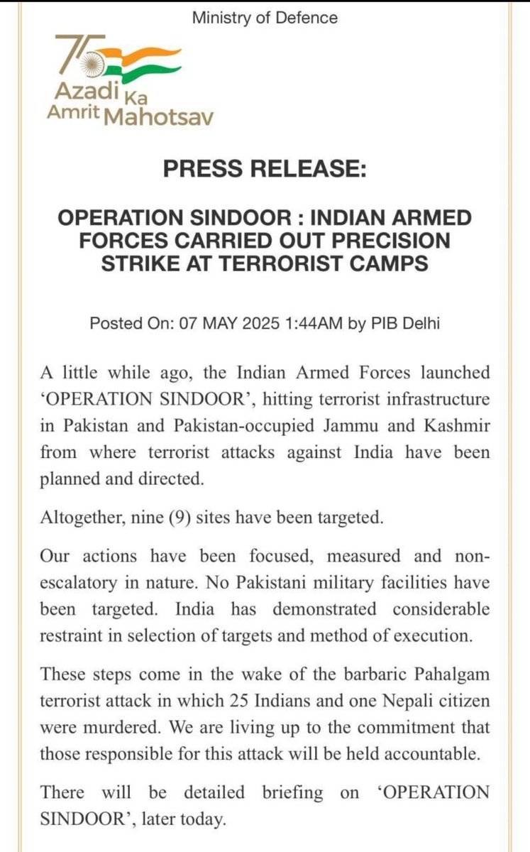 🌄ये नया भारत है 🇮🇳
📍25 भारतियों के साथ 1 नेपाली नागरिक की पहलगाम मे हुयी मौत का बदला पूरा हुआ.#OperationSindoor