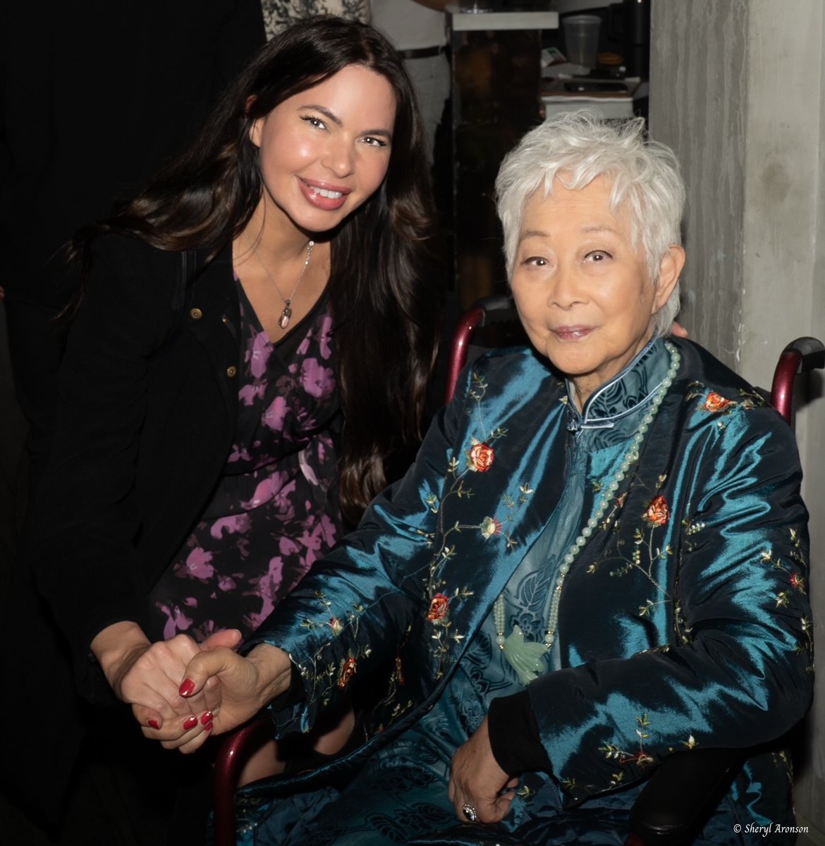 Honored to celebrate the legendary Lisa Lu at her private luncheon for her Hollywood Walk of Fame star 🌟 Her career opened doors for so many of us.

Incredible talent, grace—and such warmth. She held my hand in this photo, a tender moment I cherish.💖

#LisaLu #WalkOfFame