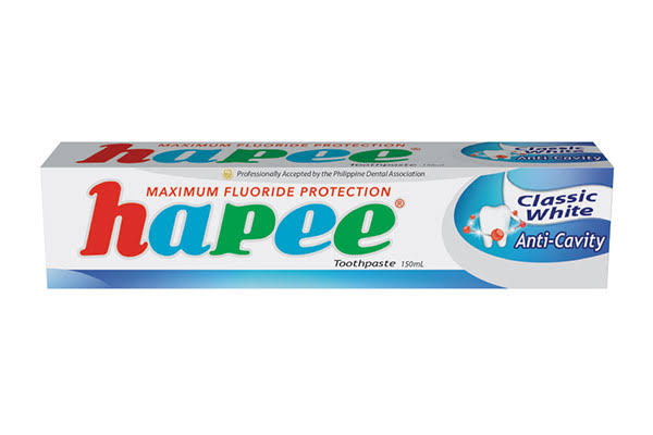 firipin_story's tweet photo. 【あの人気商品、実はフィリピン発!?】
『Lamoiyan(ラモイヤン)社のHapee Toothpaste』
国内ブランドで、子どもから大人まで大人気の歯磨き粉!🪥✨
CMもカラフルで楽しいのが特徴!
フィリピンに行ったら使う人沢山いると思いますが、みなさんは使いましたか❓
#地域創生 #HapeeToothpaste https://t.co/Iji9amhfaN