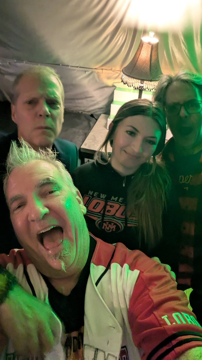 Taos
<a href="/TaosComedy/">TaosComedy</a> 
<a href="/andyandrist/">Andy Andrist</a> <a href="/DougStanhope/">Doug Stanhope</a> 
@Huskyboyo 
SRO bisches