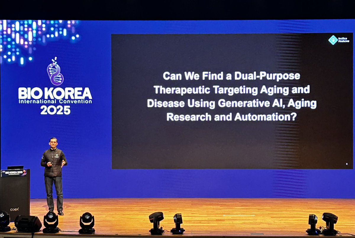 ChoLab_Synapse's tweet image. Just kicked-off #BioKorea2025. Plenary Lecture by Alex Zhavoronkov, talk about #AI #DrugDiscovery #Aging #Therapeutics. Very exciting concept for "Dual-purpose" therapeutics, could be used for Brain aging and neurological disorders. 👍