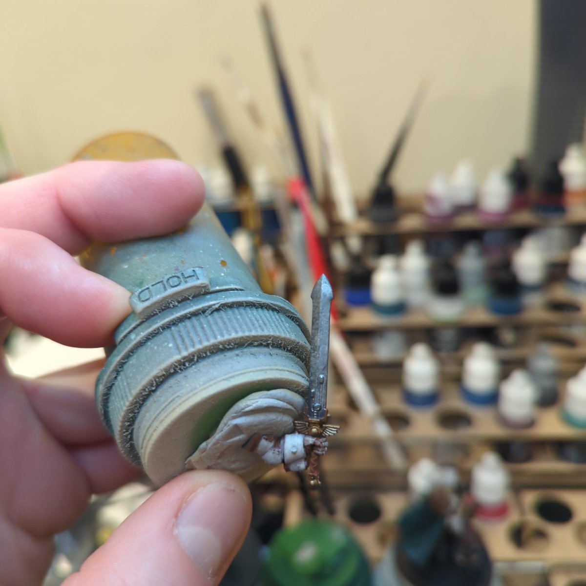 Hobby Streak Day 1138
Did the final silver highlights on the sword!
#hobbystreak #warhammer40k #warhammer40000 #belial #deathwing #darkangels #lioneljohnson