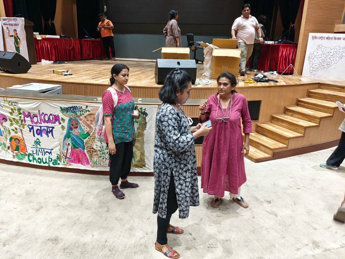 All groundwork done for #MahilaKisanSammelan starting in Pune today. To visibilise and celebrate enormous contributions of #WomenFarmers to our nation. Livestreaming available at youtube.com/@makaam?si=nRq… for plenaries. Support and amplify.
