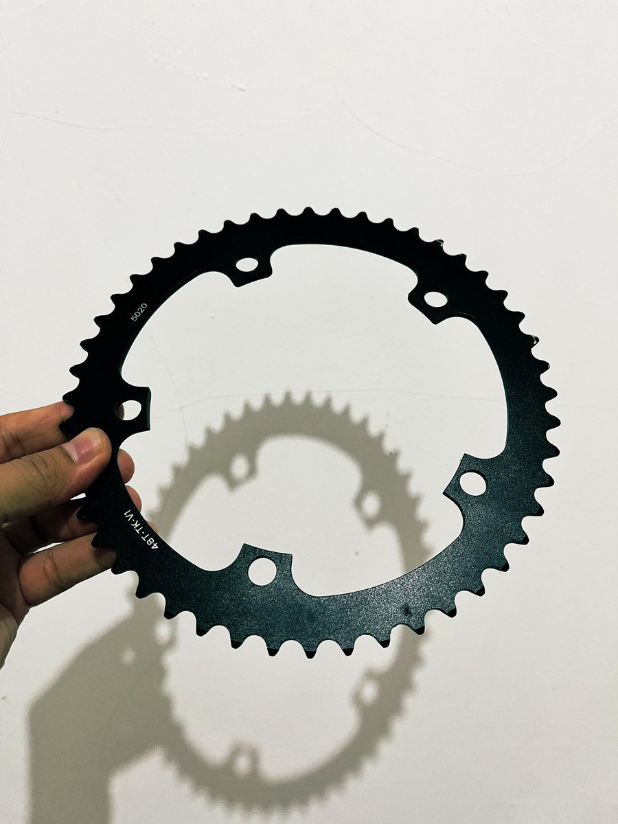 Bukanserangan's tweet photo. WTS!!!
Chainring Truvativ 48T bawaan Sram Omnium, Very good condition!
nggak ada tooth yang bocel

IDR500K

Toko Ijo ready, COD Cipete sabi 👌🏻
#fnfjb https://t.co/7XwjICY6TH