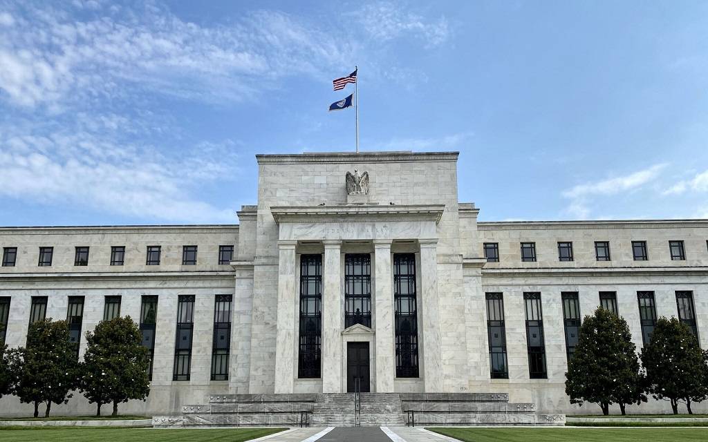 🏛️ جلسات بنك الاحتياطي الفيدرالي الأمريكي في عام 2025م.. لتحديد أسعار الفائدة 💸

28-29 يناير
18-19 مارس
6-7 مايو
17-18 يونيو
29-30 يوليو
16-17 سبتمبر
28-29 أكتوبر
9-10 ديسمبر