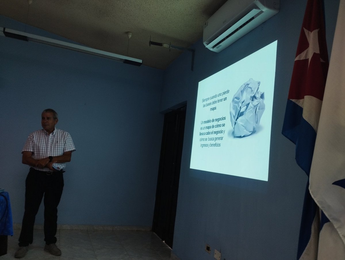 Dra. C. María Luisa Zamora Rodríguez (@marialuisa2023) on Twitter photo 🇨🇺Luego de 5 conferencias especializadas, hoy con participación de <a href="/ICIMAR_Cuba/">ICIMAR</a> <a href="/cuba_cea/">CENTRO DE ESTUDIOS AVANZADOS DE CUBA</a> <a href="/cphrcuba/">Centro de Protección e Higiene de las Radiaciones</a> <a href="/centiscuba/">centiscuba</a> <a href="/cubaenergia_c/">Cubaenergia</a> Acuario Nacional y CEADEN de <a href="/citmacuba/">Ministerio de Ciencia, Tecnología y Medio Ambiente</a>, sesionó el I Taller de Modelos de Negocios presidido por el VMP <a href="/SANTANACITMA/">JOSE FIDEL SANTANA NUÑEZ</a> y el profe A. Lage.
<a href="/ArmandoRguezB/">Armando</a> 🇨🇺Luego de 5 conferencias especializadas, hoy con participación de <a href="/ICIMAR_Cuba/">ICIMAR</a> <a href="/cuba_cea/">CENTRO DE ESTUDIOS AVANZADOS DE CUBA</a> <a href="/cphrcuba/">Centro de Protección e Higiene de las Radiaciones</a> <a href="/centiscuba/">centiscuba</a> <a href="/cubaenergia_c/">Cubaenergia</a> Acuario Nacional y CEADEN de <a href="/citmacuba/">Ministerio de Ciencia, Tecnología y Medio Ambiente</a>, sesionó el I Taller de Modelos de Negocios presidido por el VMP <a href="/SANTANACITMA/">JOSE FIDEL SANTANA NUÑEZ</a> y el profe A. Lage.
<a href="/ArmandoRguezB/">Armando</a>