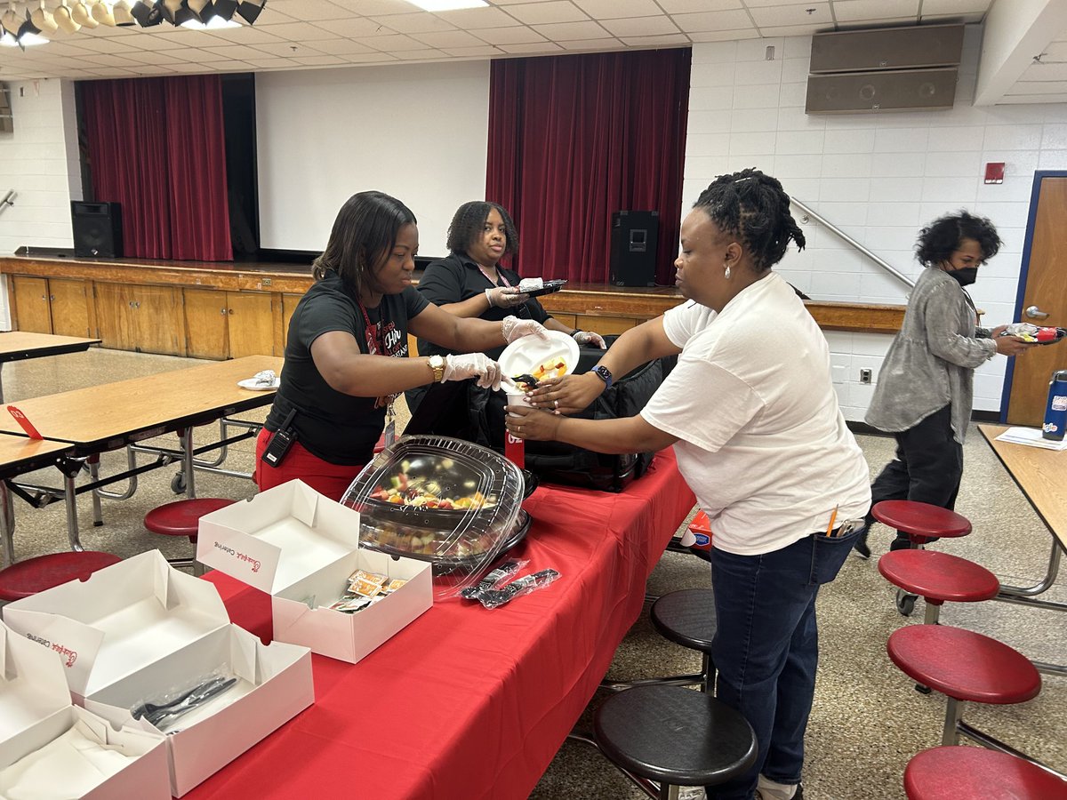 J. Wallace (@bespandawallace) on Twitter photo Teacher & Staff Appreciation Day 1... "Serving Students with heart...It's Our Pleasure. <a href="/ChickfilA/">Chick-fil-A, Inc.</a> is always a hit! Thank you Panda Staff! <a href="/FultonCoSchools/">FultonCountySchools</a> Teacher & Staff Appreciation Day 1... "Serving Students with heart...It's Our Pleasure. <a href="/ChickfilA/">Chick-fil-A, Inc.</a> is always a hit! Thank you Panda Staff! <a href="/FultonCoSchools/">FultonCountySchools</a>