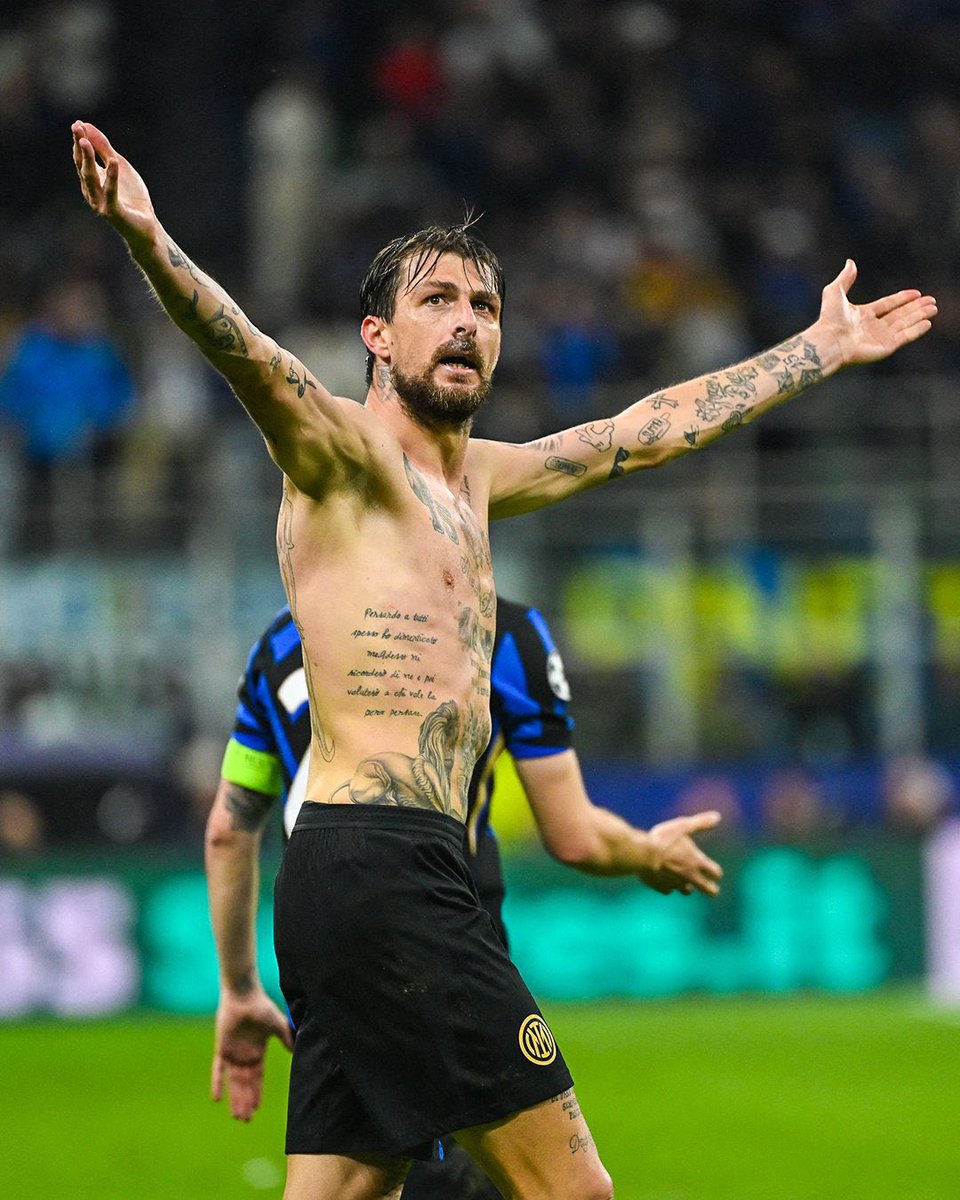inter_latino's tweet photo. HEROICO! SIN PALABRAS 🖤💙 https://t.co/zvCHPrW0yo