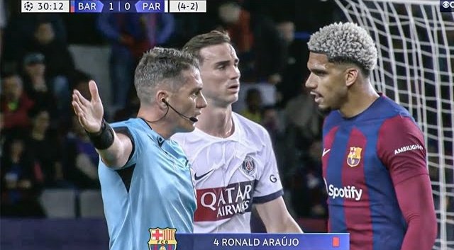 اینکه ۲ سال پیاپی بیای جلو موفقیت تیمتو بگیری واقعا نابخشودنیه

هم سر گل سوم گذاشت یه دفاع وسط ۳۷ ساله با سابقه سرطان زودتر ازش به توپ برسه
 هم سر گل چهارمشون با اینکه خودش تازه نفس بود گذاشت تورام که از اول فیکس بود مثل مانع تمرینی دریبلش بزنه و خلق موقعیت کنه

بازوبند هم میبنده