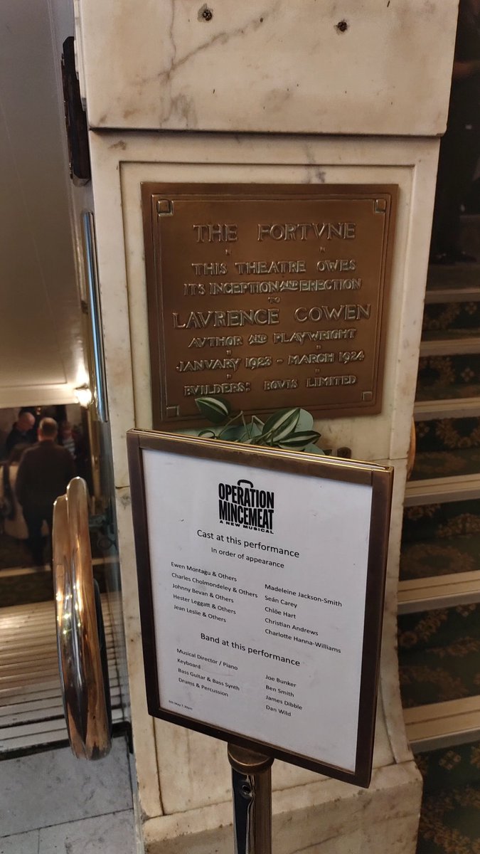 TradeMemorial's tweet image. At @Fortune_Theatre with @biztradegovuk colleagues for special @TradeMemorial outing to see @mincemeatlive musical for #VEDay80 week and following naming of the #StewartPriestley Room recognising #womenofnavalintelligence ✨🎭
Did u know Operation Mincemeat was devised in OAB?