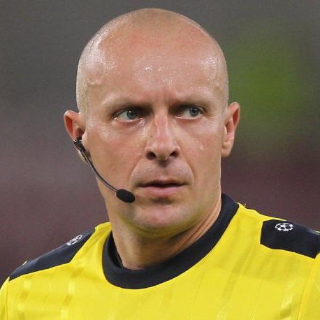 BlazquezFont's tweet image. 🗣️Eric García: “Todos sabemos lo que pasó con este equipo arbitral la última vez que vinimos a jugar en Champions League contra el Inter en San Siro. Tenemos que estar orgullosos de cómo hemos competido, sobre todo contra aspectos ajenos”. #FCBarcelona