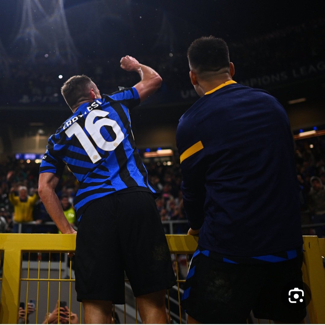 من اسعد الليالي خروج الفريق الصغير من دوري الكبار 
برا على برا <a href="/FCBarcelona/">FC Barcelona</a> 
#برشلونه_انتر