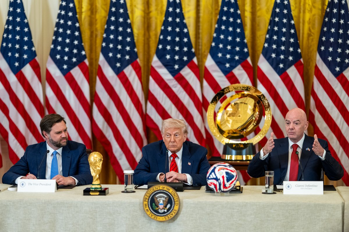 The White House (@whitehouse) on Twitter photo President Trump, <a href="/VP/">Vice President JD Vance</a> Vance, and FIFA President Gianni Infantino kick off the first meeting of the White House Task Force on the 2026 FIFA World Cup, hosted in the USA next summer! ⚽️🇺🇸 President Trump, <a href="/VP/">Vice President JD Vance</a> Vance, and FIFA President Gianni Infantino kick off the first meeting of the White House Task Force on the 2026 FIFA World Cup, hosted in the USA next summer! ⚽️🇺🇸