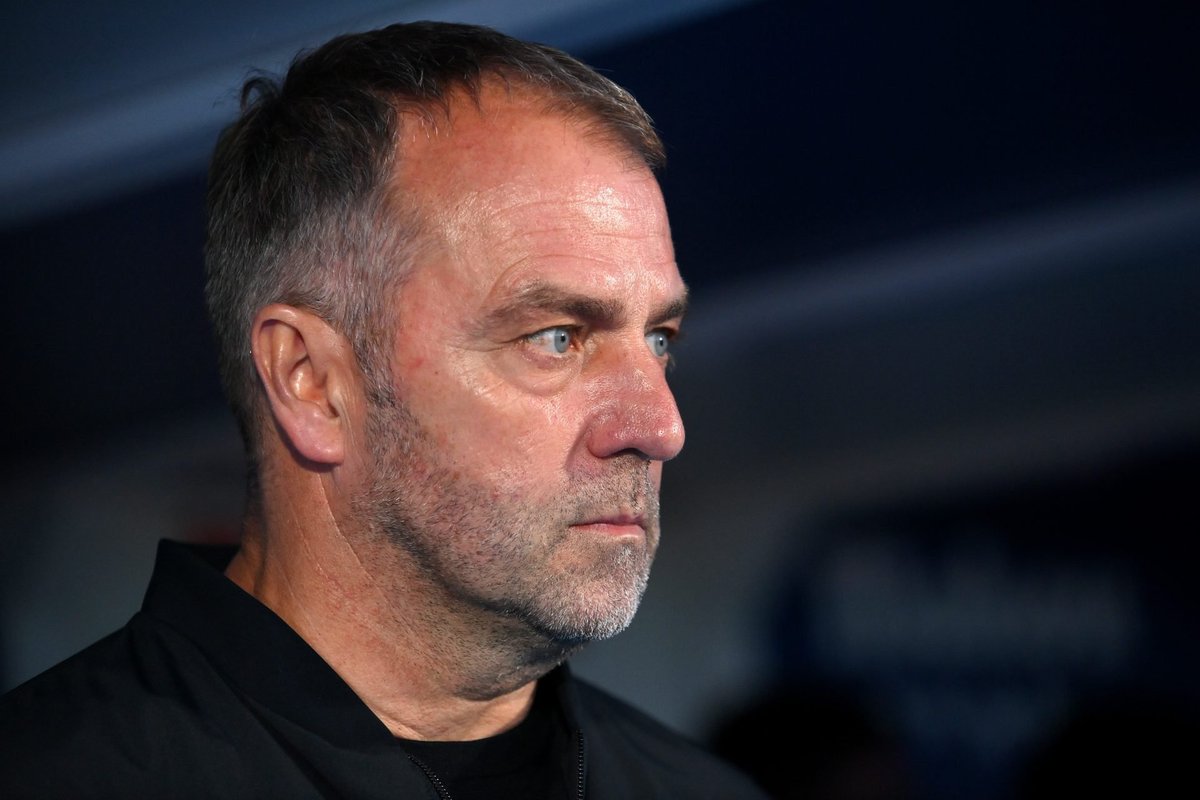 Bapak, Terimakasih ya.

Saya cuma minta satu hal Pak. Tolong bapak jangan pernah meremehkan aspek defense seorang DM. Bapak tentu paham betul atribut yg kimmich punya, menurut saya kepingan itu bedanya sama Bapak di Bayern.

Selebihnya Bapak sudah kasih segala-nya, thanks Pak 😊