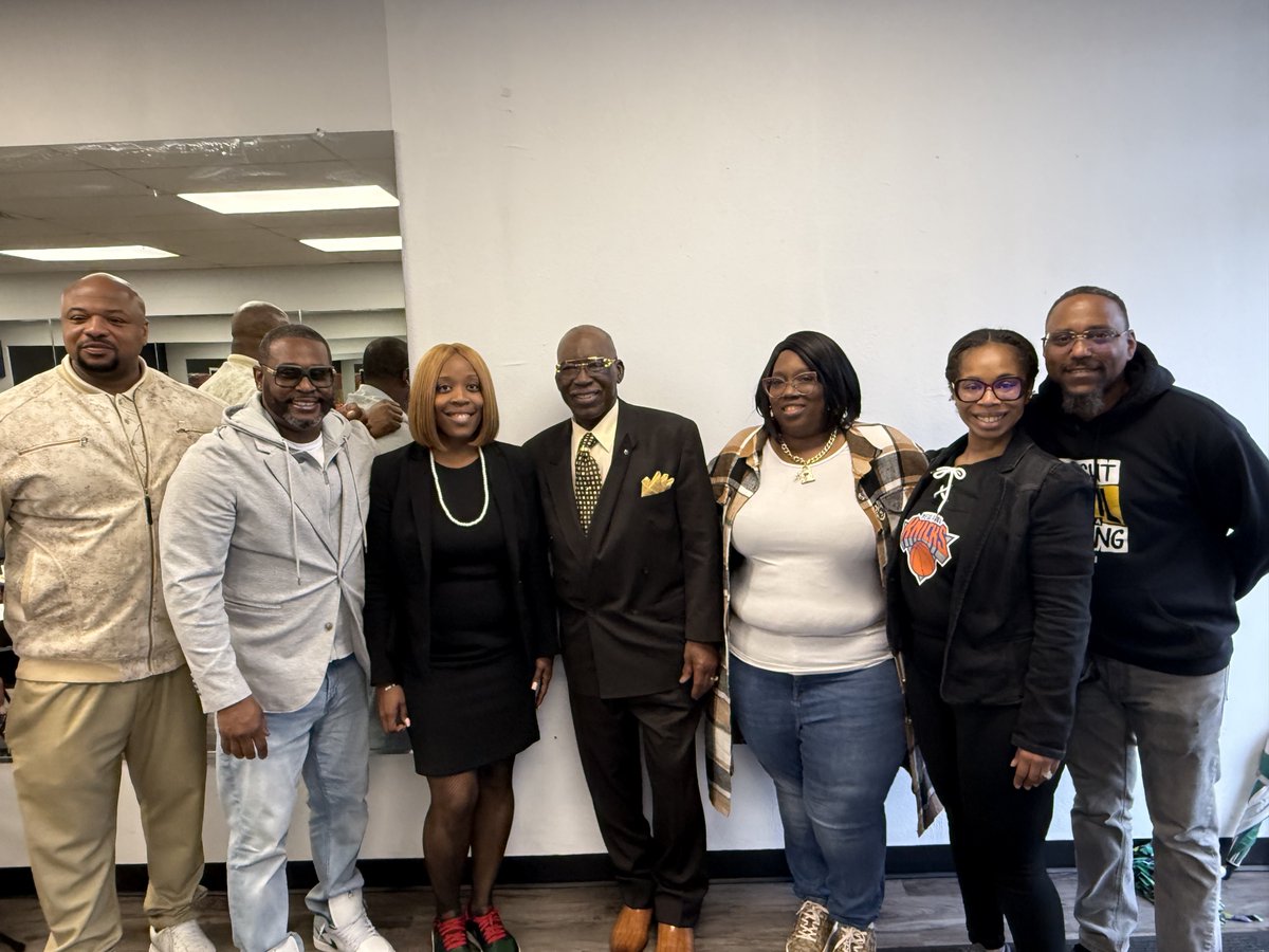SEIULocal1's tweet image. Local 1 members in MI, alongside SEIU 517M, organized AFRAM ASCEND: “A Seat at the AFRAM Table”—celebrating Black excellence, culture &amp;amp; leadership. Local 1 &amp;amp; AFRAM Central Regional Vice President Greg King was honored to speak as one of the event's featured guests.