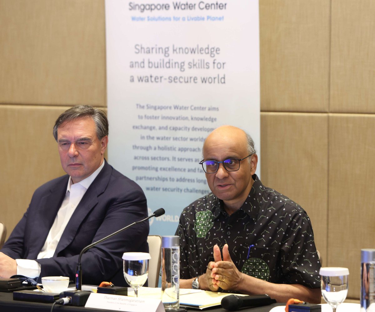 World Bank Water (@worldbankwater) on Twitter photo The #SingaporeWaterCenter and #SEAPAW were honored to welcome President <a href="/Tharman_S/">Tharman Shanmugaratnam</a> of Singapore to the High-Level Water Finance Roundtable, which convened financial institutions to advance sustainable water financing solutions and foster innovation. The #SingaporeWaterCenter and #SEAPAW were honored to welcome President <a href="/Tharman_S/">Tharman Shanmugaratnam</a> of Singapore to the High-Level Water Finance Roundtable, which convened financial institutions to advance sustainable water financing solutions and foster innovation.