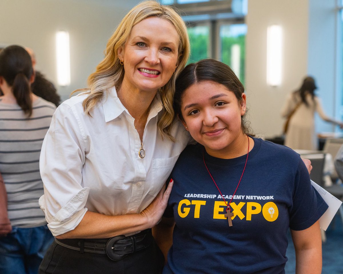LANschools's tweet image. It was a day of community, scholarship, and celebration at our inaugural LAN GT Expo! GT scholars across our four elementary schools came together to share their year-long research presentations. Special thank you to everyone that came out in support of our students!