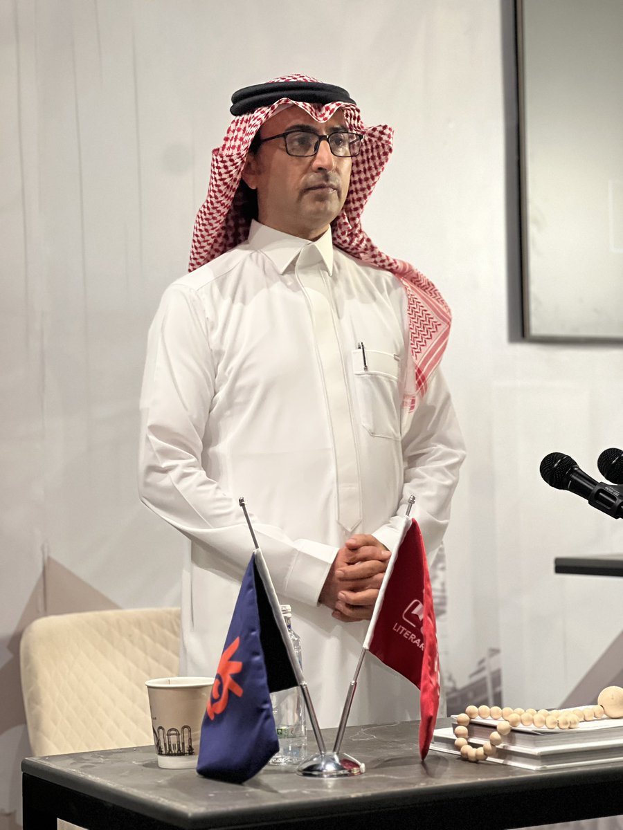 مشعل القحطاني (@mlq__5) on Twitter photo في ليله جميلة من ليالي مدينة #الجبيل_الصناعية
اخذنا الاعلامي القدير ا/ <a href="/alshahranis/">سعيد الشهراني</a> في لقاء عبّر فيه اصدق المشاعر تجاه هذه المدينه الساحره وعن قصص وتجارب تحكي مدى حبه واهتمامه بهذه المدينه كما اخذنا في جولة شعريه من احساسه العذب ..
ليله جميله بكل تفاصيلها فشكرا ابا باسل .. في ليله جميلة من ليالي مدينة #الجبيل_الصناعية
اخذنا الاعلامي القدير ا/ <a href="/alshahranis/">سعيد الشهراني</a> في لقاء عبّر فيه اصدق المشاعر تجاه هذه المدينه الساحره وعن قصص وتجارب تحكي مدى حبه واهتمامه بهذه المدينه كما اخذنا في جولة شعريه من احساسه العذب ..
ليله جميله بكل تفاصيلها فشكرا ابا باسل ..