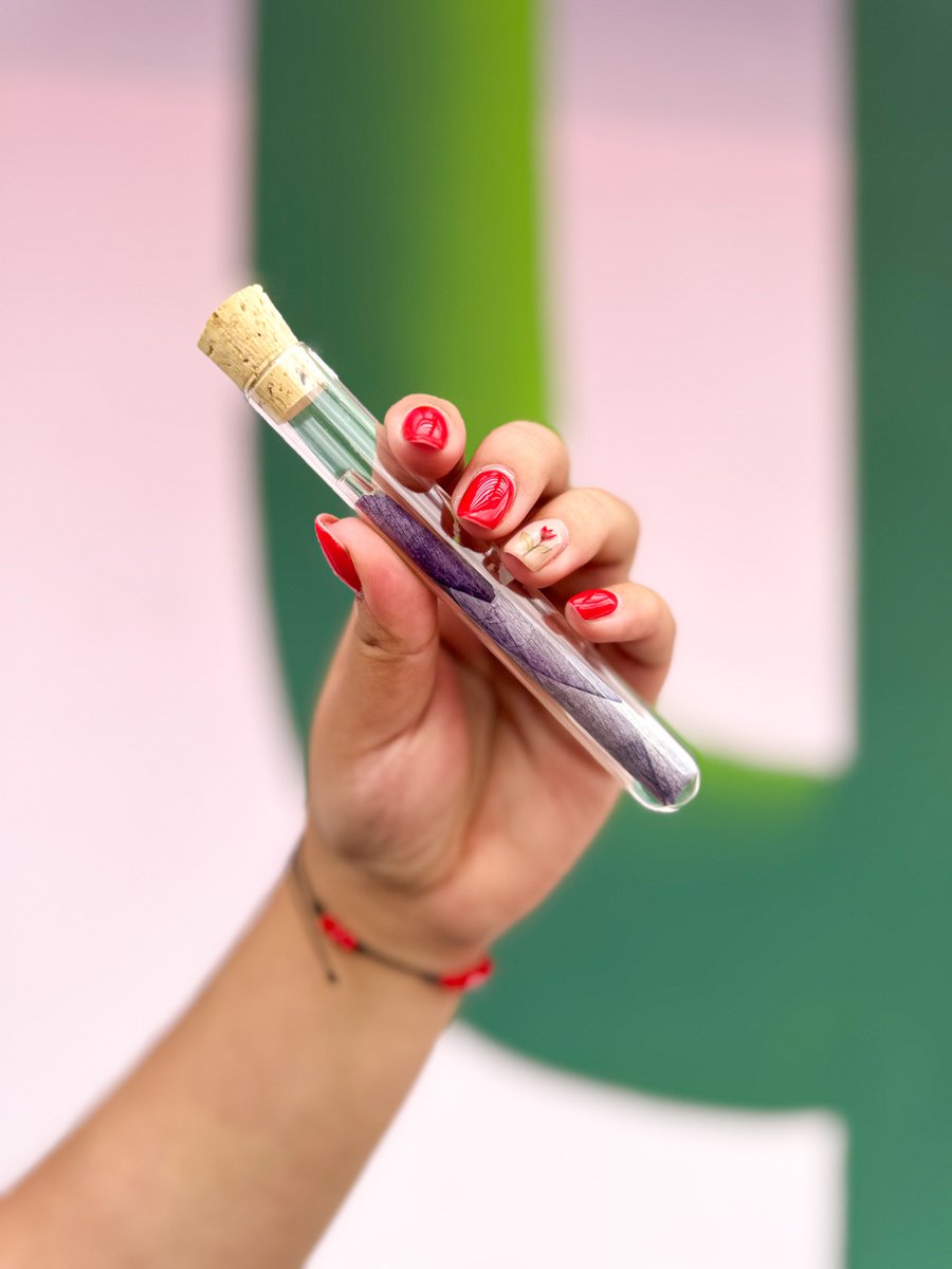 A pre-roll as pretty as mom 🥹✨

grab yours a purple lotus pre-roll before we sell out!

sundaygoods.com/shop