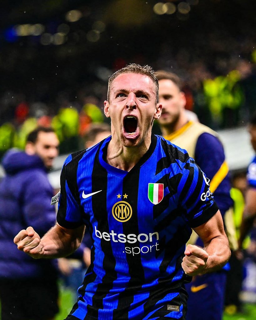 Inter_9yousuf's tweet photo. الانتر لا يعرف المستحيل ، الانتر كبير إيطاليا و يصنع المستحيل و يرفع أسم إيطاليا عاليا https://t.co/Za1K1JngDV