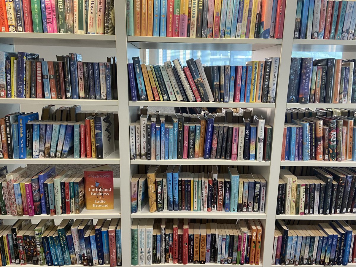 yoonify's tweet image. went to the library but they had no jikook omegaverse (????) so i js left