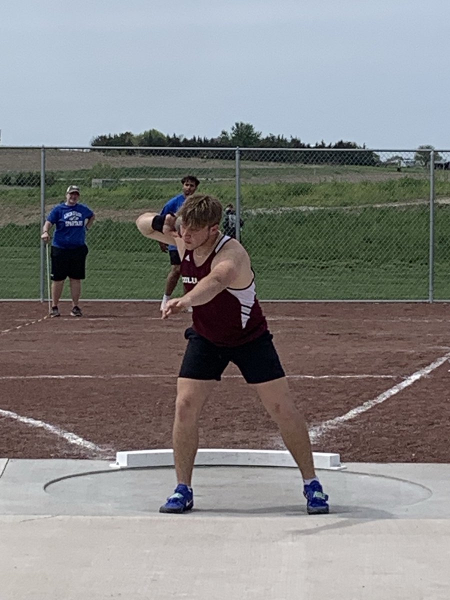 3434TheAnchor's tweet photo. Conference T&amp;F at UBT Stadium and Boys District Soccer at Seacrest Field. #GoDiscoverers #SailsOut https://t.co/ebOFOkaq2L