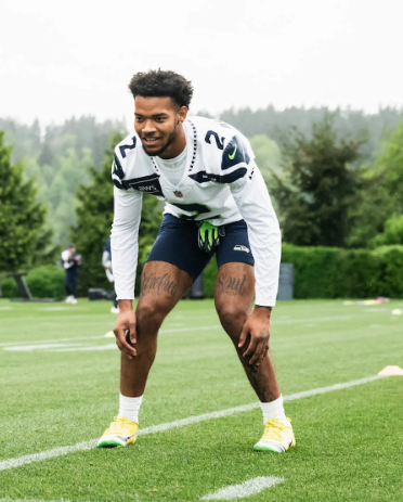 ProStarSports's tweet photo. A few shots of #ProStarFamily at Rookie Minicamps last week! @Kamo_Bamo  @ATuputala @tyler_loop https://t.co/PAXXxlnbaj