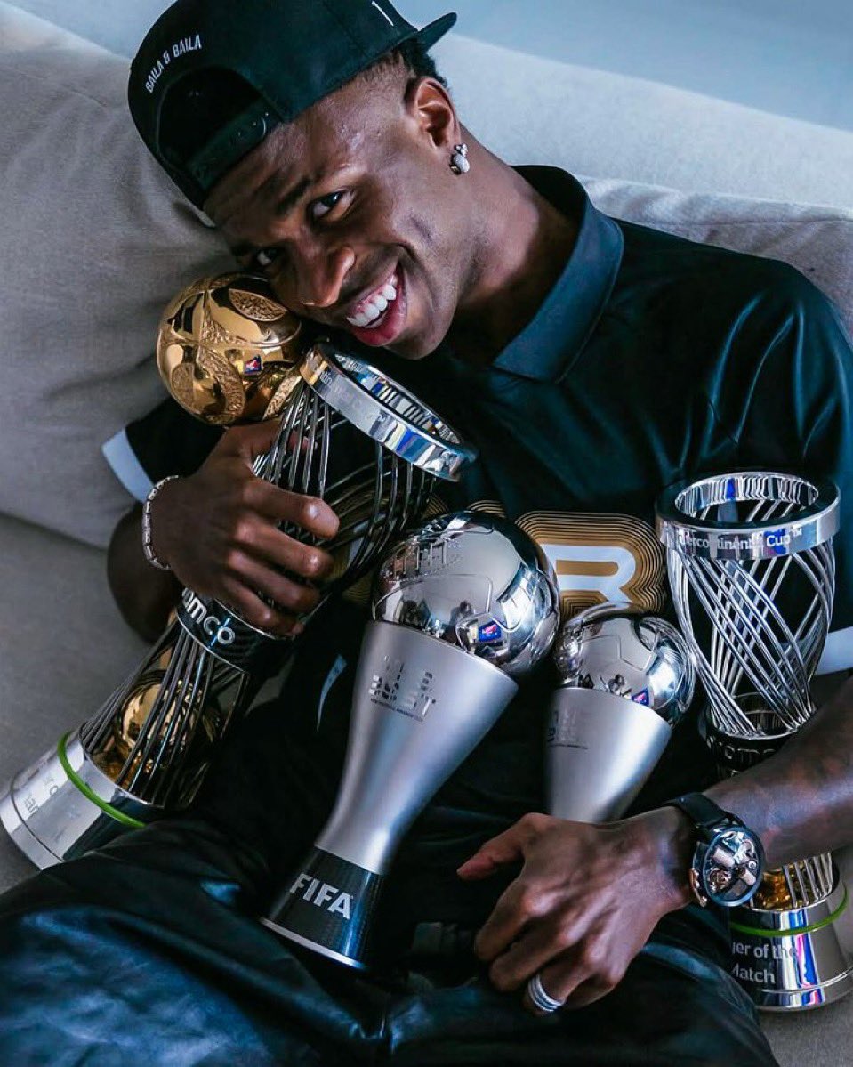 realmilgrauu's tweet image. Por favor, nunca mais comparem.