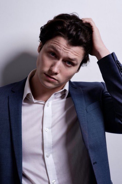 offcampusbra's tweet photo. 🚨| Stephen Kalyn será Dean Di Laurentis na série de #OffCampus. https://t.co/82ozmxkNoJ