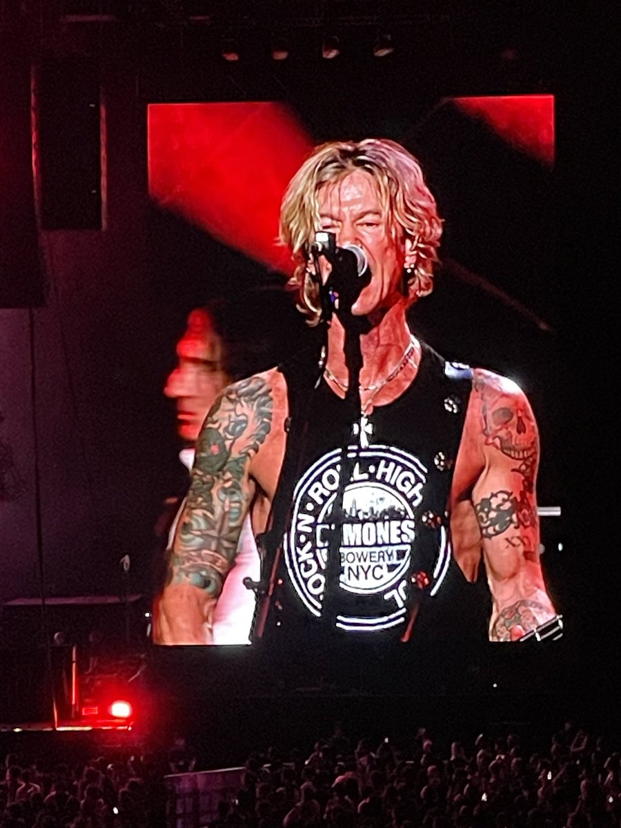 皆さんがいうようにダフはカッコよかったです
#GunsNRoses